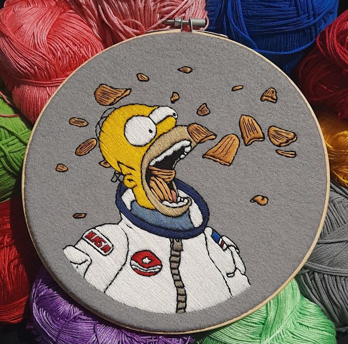 I Recreate My Favorite Simpsons Scenes With Embroidery