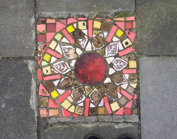 Cats-Mosaics-Street-Art-Schaerbeek-Brussels-Belgium