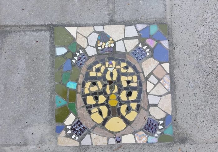 Cats-Mosaics-Street-Art-Schaerbeek-Brussels-Belgium
