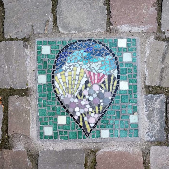 Cats-Mosaics-Street-Art-Schaerbeek-Brussels-Belgium