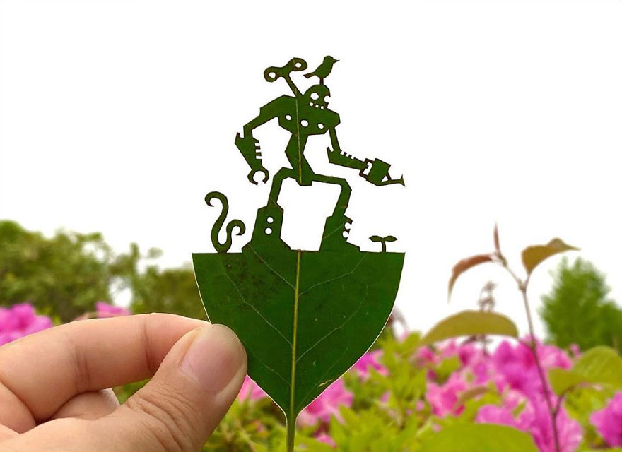 This Japanese Artist Is Going Viral With His Amazing Works Of Art Using Tree Leaves (127 Pics)