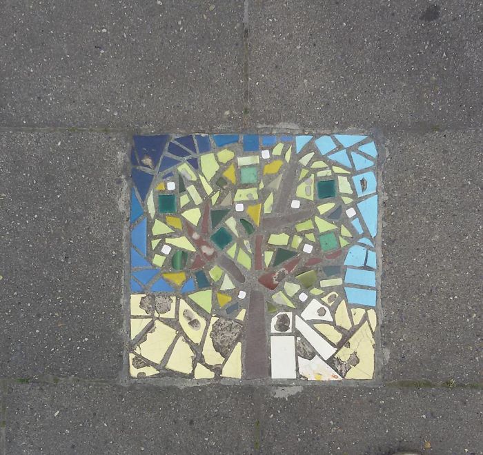 Cats-Mosaics-Street-Art-Schaerbeek-Brussels-Belgium