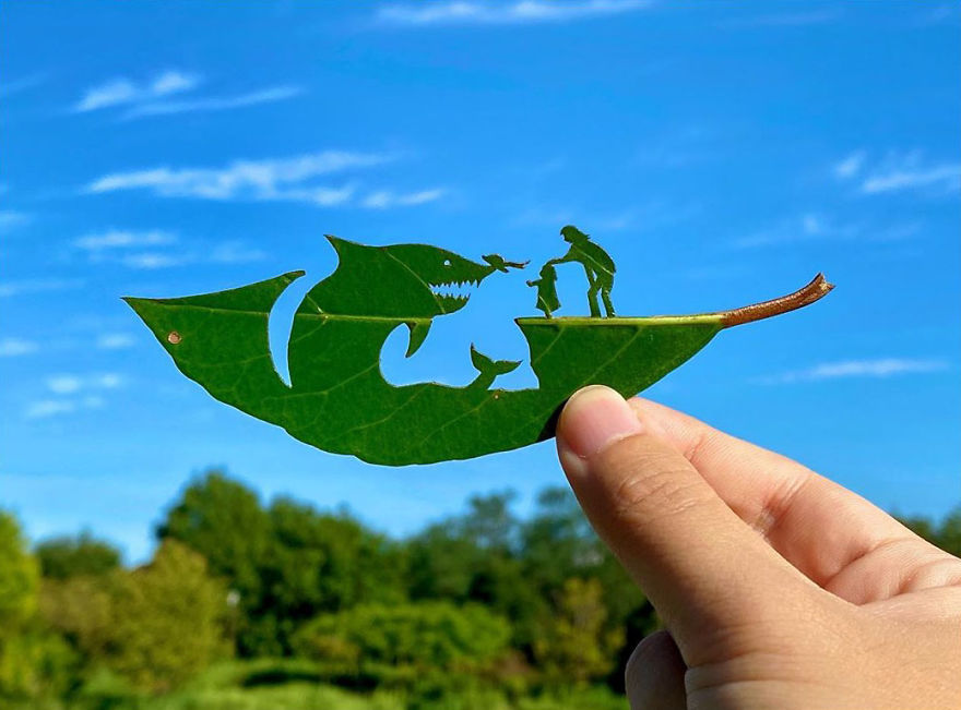 This Japanese Artist Is Going Viral With His Amazing Works Of Art Using Tree Leaves (127 Pics)