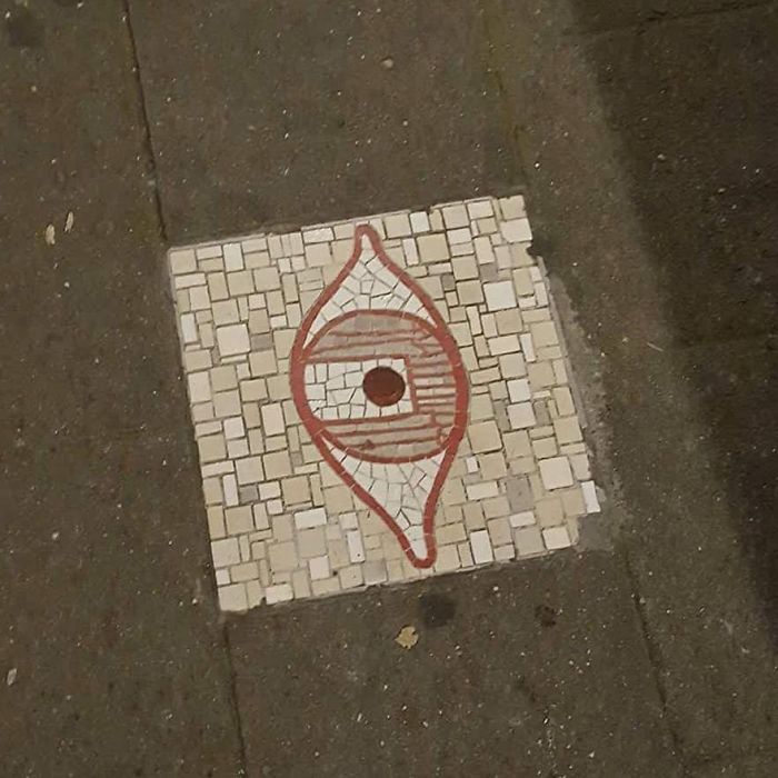 Cats-Mosaics-Street-Art-Schaerbeek-Brussels-Belgium