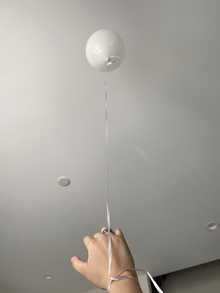 My Husband Tied A Balloon To My Wrist So I Wouldn't Forget It's My Bday During Quarantine