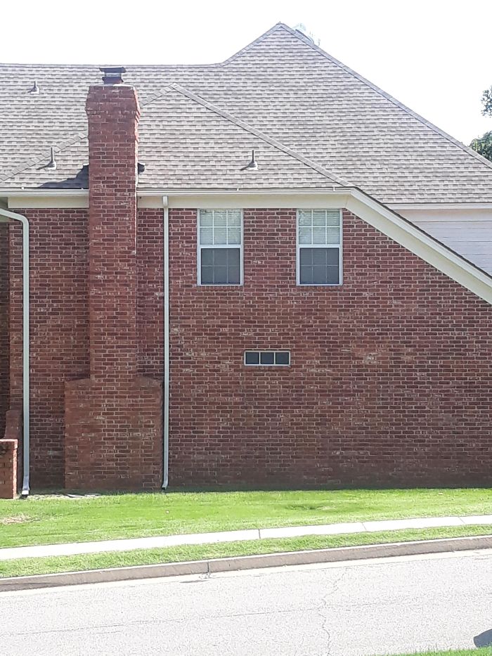 House Kinda Looks Like It's Giving The Finger