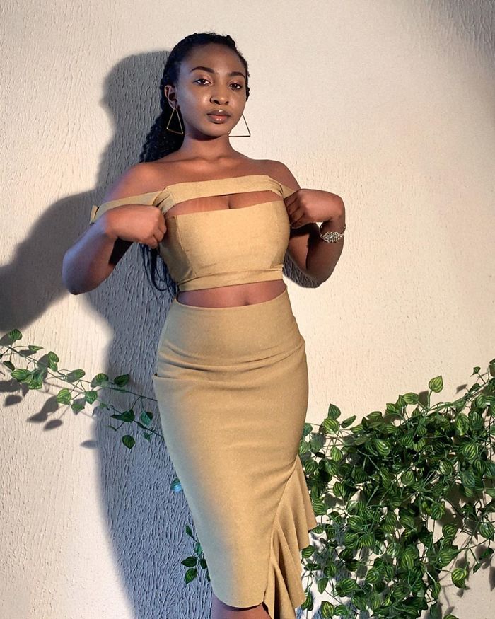 Fashion Designer Goes Viral For Her Dresses That Can Be Styled In At Least 3 Ways Fashion Designer Goes Viral For Her Dresses That Can Be Styled In At Least 3 Ways