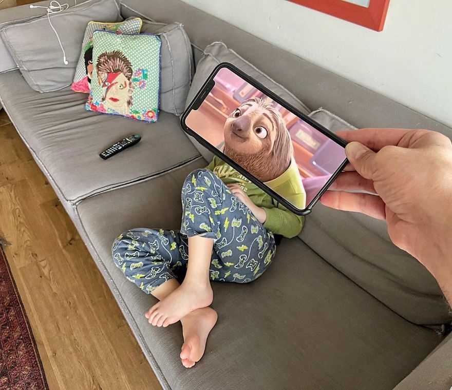 Bringing Everyday Objects To Life With A Smartphone