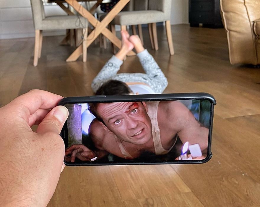 Bringing Everyday Objects To Life With A Smartphone