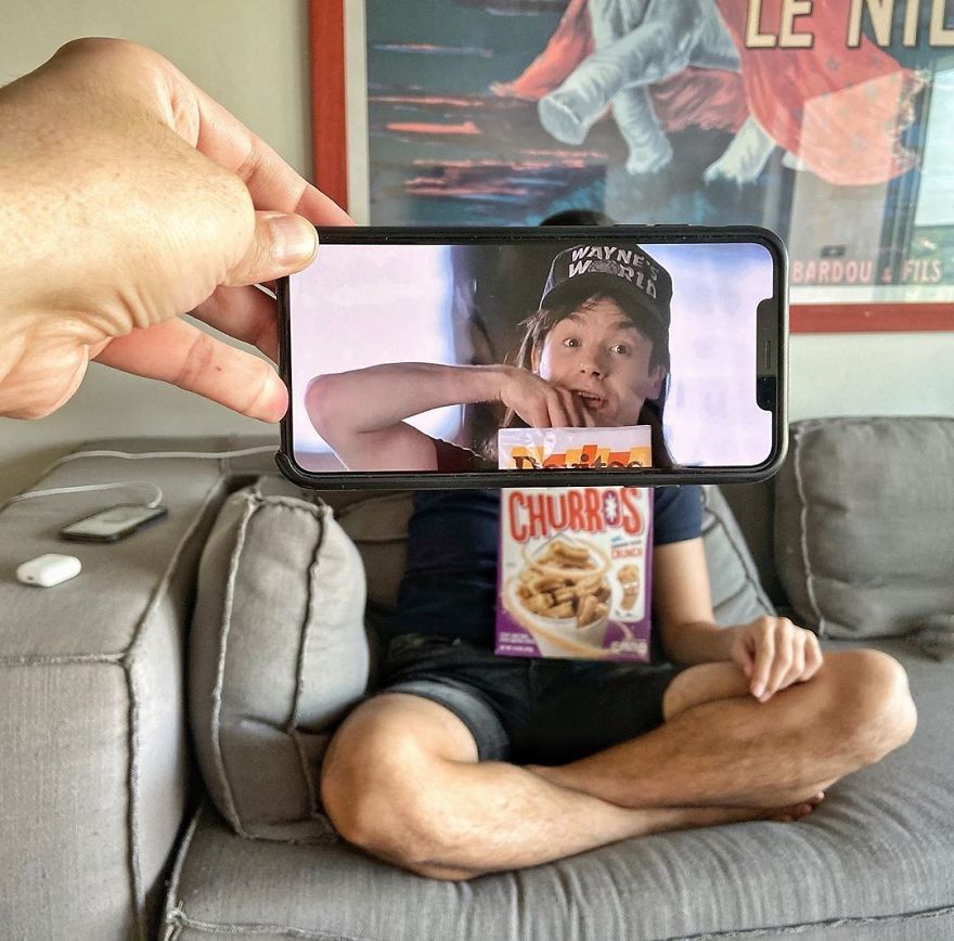 Bringing Everyday Objects To Life With A Smartphone