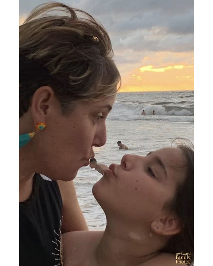 Awkward-Funny-Family-Photos