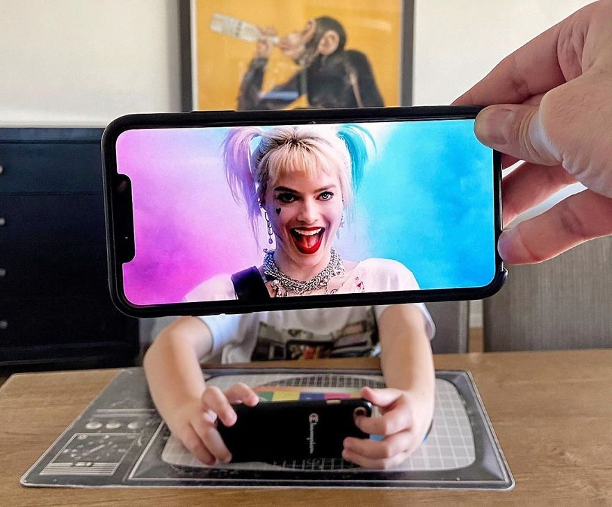 Bringing Everyday Objects To Life With A Smartphone