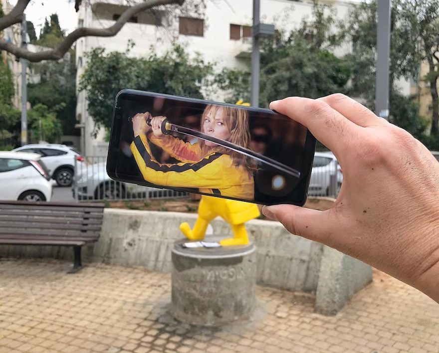 Bringing Everyday Objects To Life With A Smartphone