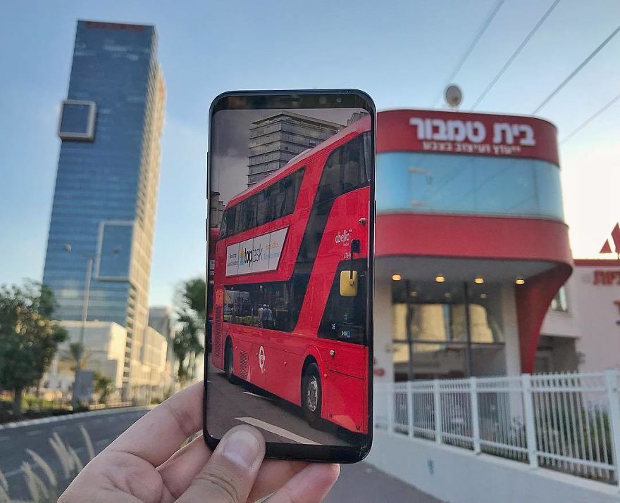 Bringing Everyday Objects To Life With A Smartphone