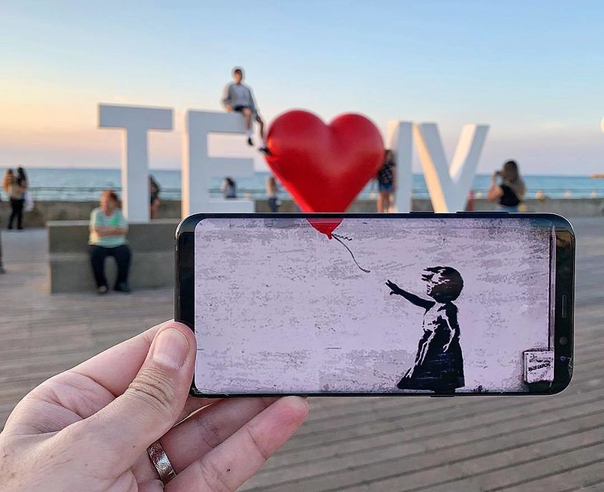 Bringing Everyday Objects To Life With A Smartphone