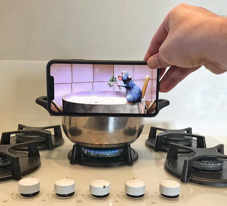 Bringing Everyday Objects To Life With A Smartphone