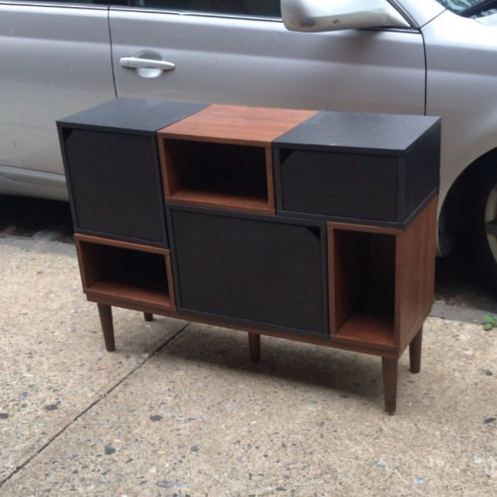 So So So Good. Who Doesn’t Want This??? Union Between Smith And Court.#stooping #stoopingbrooklyn