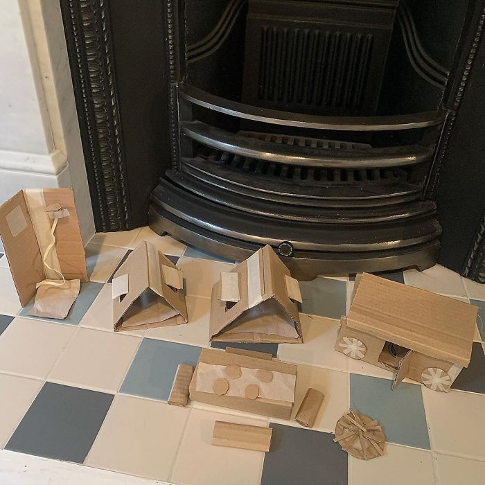 This Mom Is Repurposing Cardboard Into Fun And Accurate Everyday Household Items And Interactive Toys This Mom Is Repurposing Cardboard Into Fun And Accurate Everyday Household Items And Interactive Toys