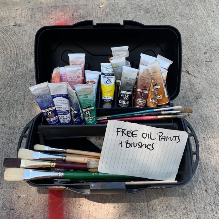 This. Is. Awesome. On Wilson Ave Between Hart And Dekalb! #stooping #stoopingbrooklyn