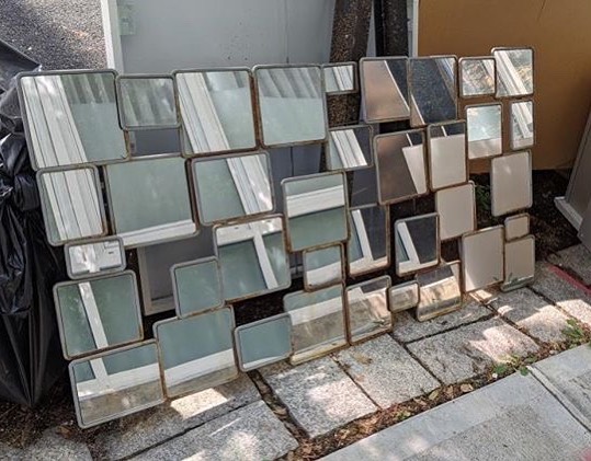 That’s A Lot Of Faces That’ll Be Looking Back At You. 22 Renwick St (Soho) #stoopingnyc