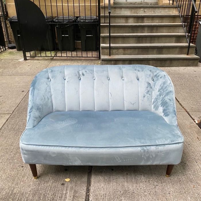 Annnd The Official “Holy Sh*t Balls” Moment Of The Day. 85th Between 1st And 2nd Ave, Closer To 1st. #stooping