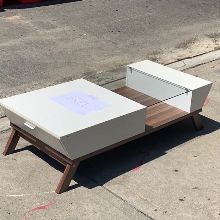 Unique Coffee Table In The Les. Suffolk And Stanton. #stooping