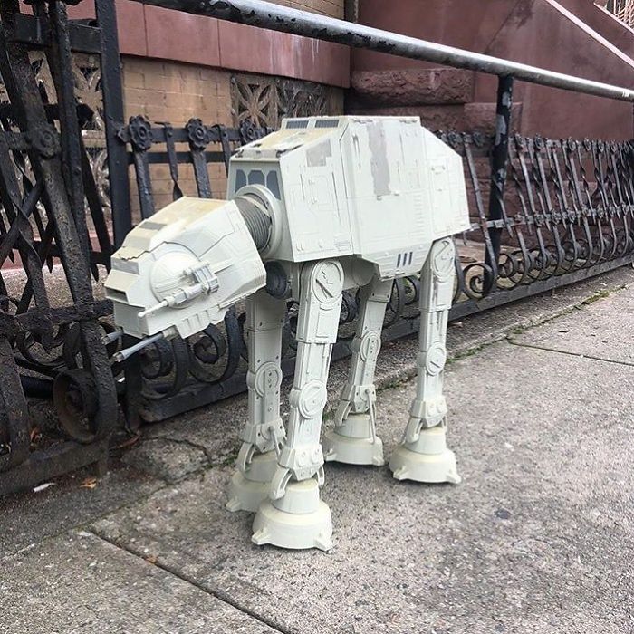 **caption Edit: It Has Been Brought To My Attention (By My Thoroughly Embarrassed Stooping Partner) That This Is In Fact A Star Wars Character. Now Is A Time To Admit To You All That I’ve Never Seen Star Wars (Insert Ridicule Here). Bergen St Between Carlton & 6th Ave, Bk #stoopingbrooklyn