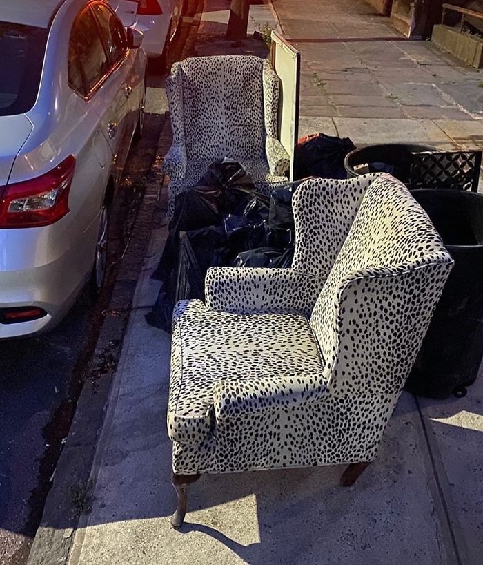 Umm Put Your Pants On!!! This Is A Stoop Worth Getting Dressed For! Clermont Btwn Park & Flushing, Bk #stoopingbrooklyn