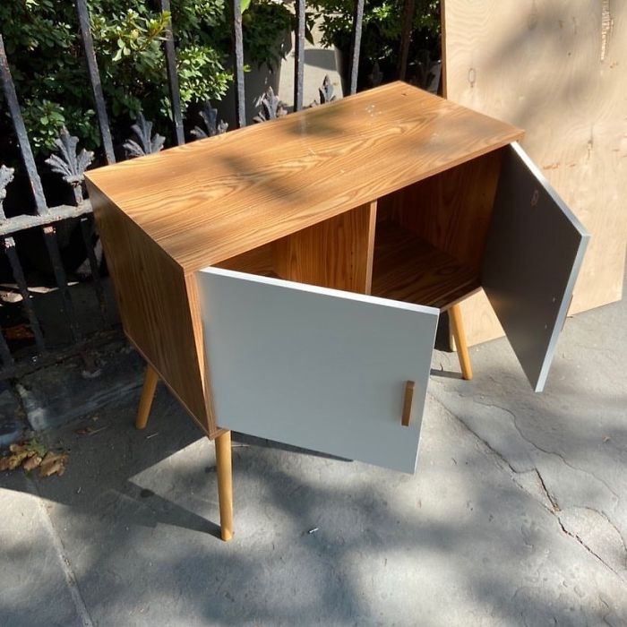 This Little Fella Would Like A New Home. Outside 401 Washington Avenue, Betw Greene And Gates Avenues, Brooklyn. #stooping #stoopingbrooklyn