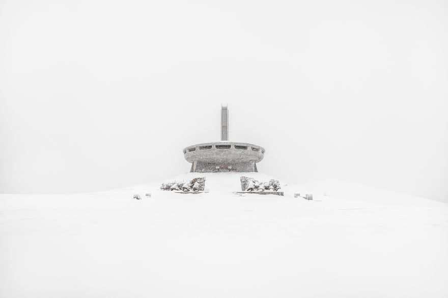 Buzludzha, Bulgaria