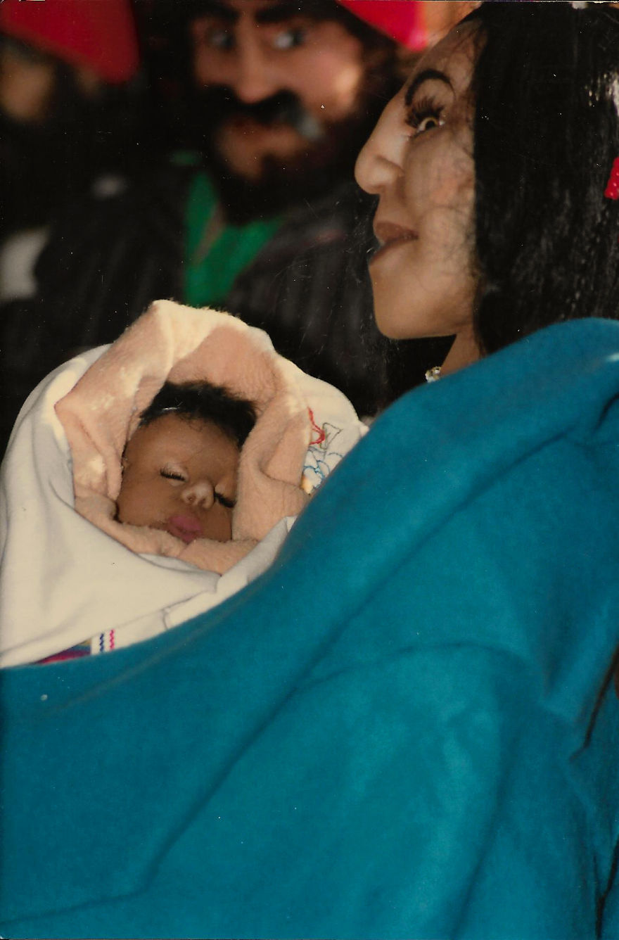 "Native Woman With A Child," Voyageurs Cabin Scene, Festival Du Voyageur