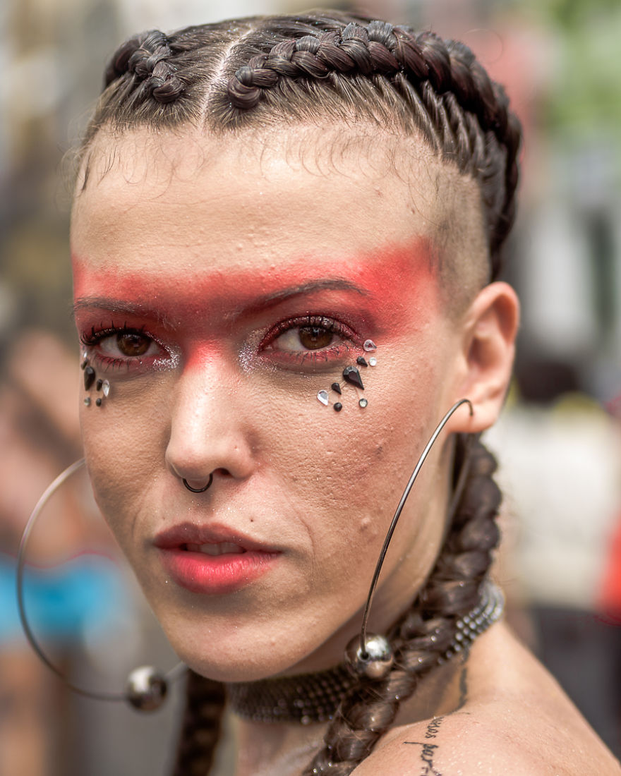 Portrait-Photography-People-Carnival-Rio-De-Janeiro-Patrick-Humanosdocarnaval-Sister