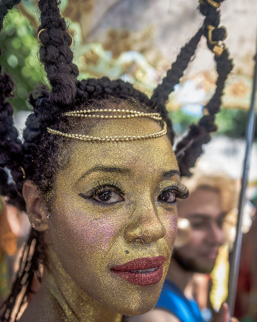 Portrait-Photography-People-Carnival-Rio-De-Janeiro-Patrick-Humanosdocarnaval-Sister