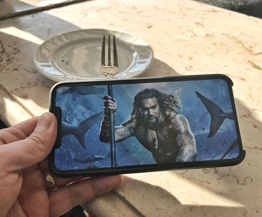 Bringing Everyday Objects To Life With A Smartphone