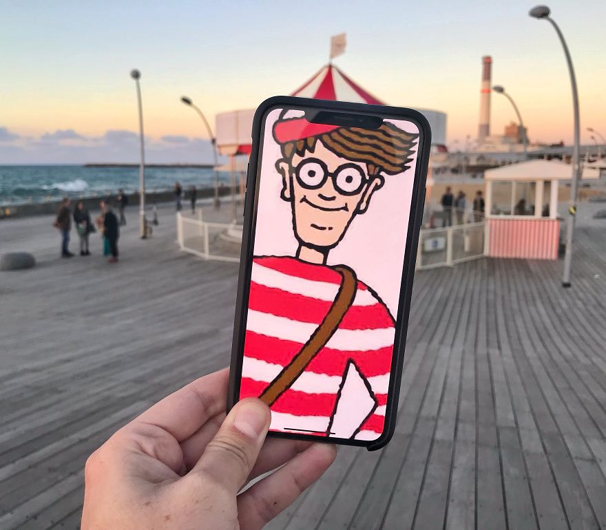 Bringing Everyday Objects To Life With A Smartphone