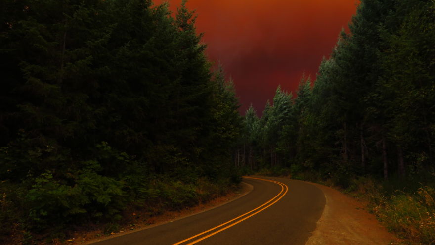 I Took These 14 Photos Of Massive Wildfires A Day Before Evacuation From My House In Oregon I Took These 14 Photos Of Massive Wildfires A Day Before Evacuation From My House In Oregon