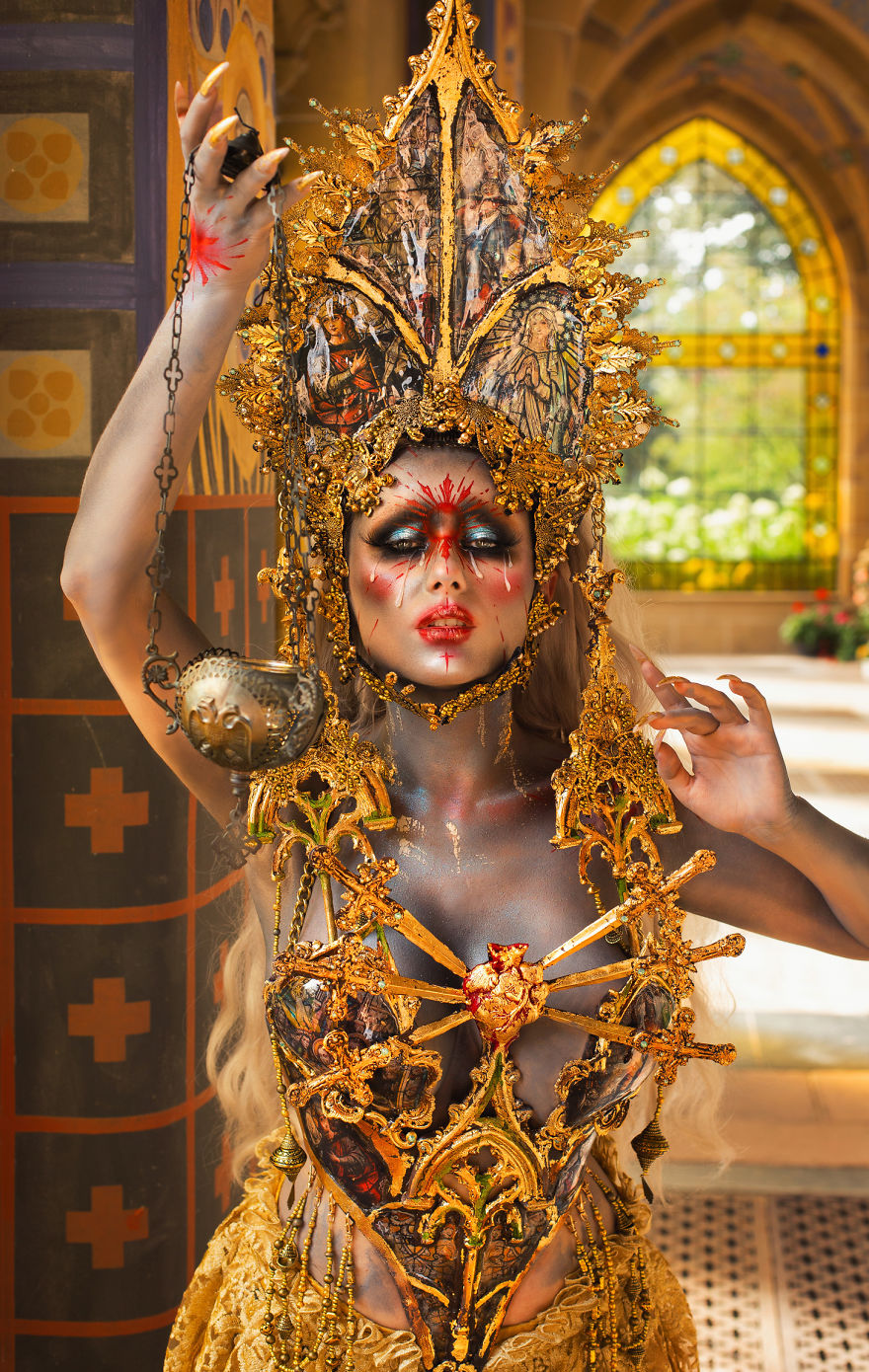 I Handmake Costumes From The Lightweight Wearable Porcelain And Stained Glass I Created, Here Are My Best Costume Designs (New Pics) I Handmake Costumes From The Lightweight Wearable Porcelain And Stained Glass I Created, Here Are My Best Costume Designs (New Pics)