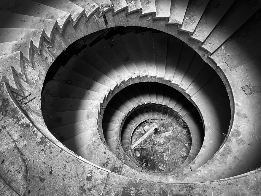 Luxury Hotels Destroyed And Abandoned After Yugoslavia War