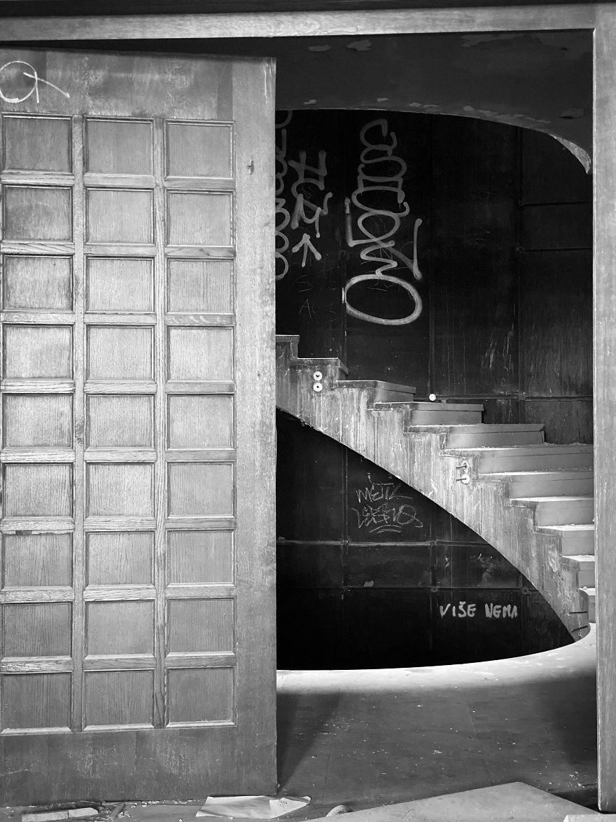 Luxury Hotels Destroyed And Abandoned After Yugoslavia War