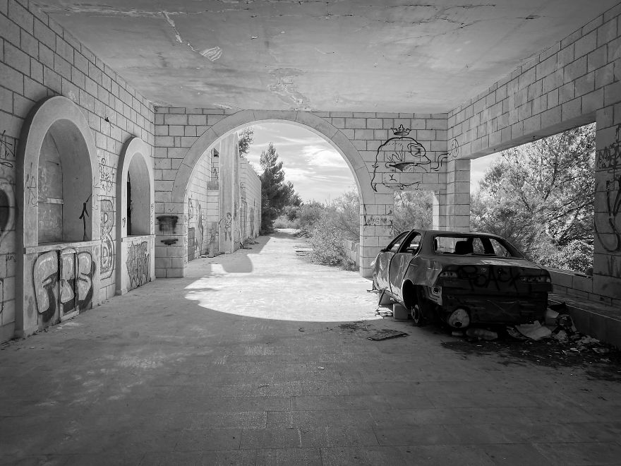 Luxury Hotels Destroyed And Abandoned After Yugoslavia War