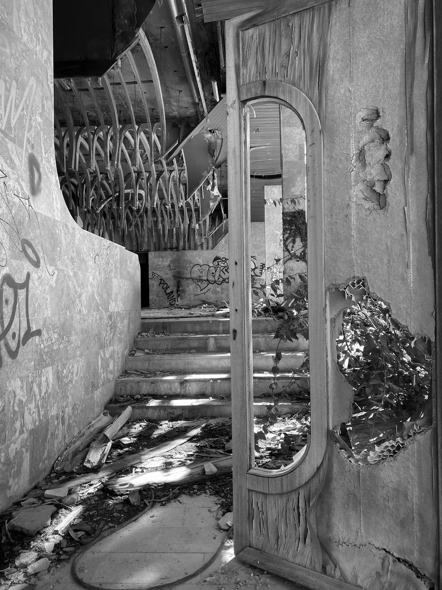 Luxury Hotels Destroyed And Abandoned After Yugoslavia War