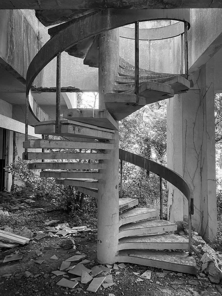 Luxury Hotels Destroyed And Abandoned After Yugoslavia War
