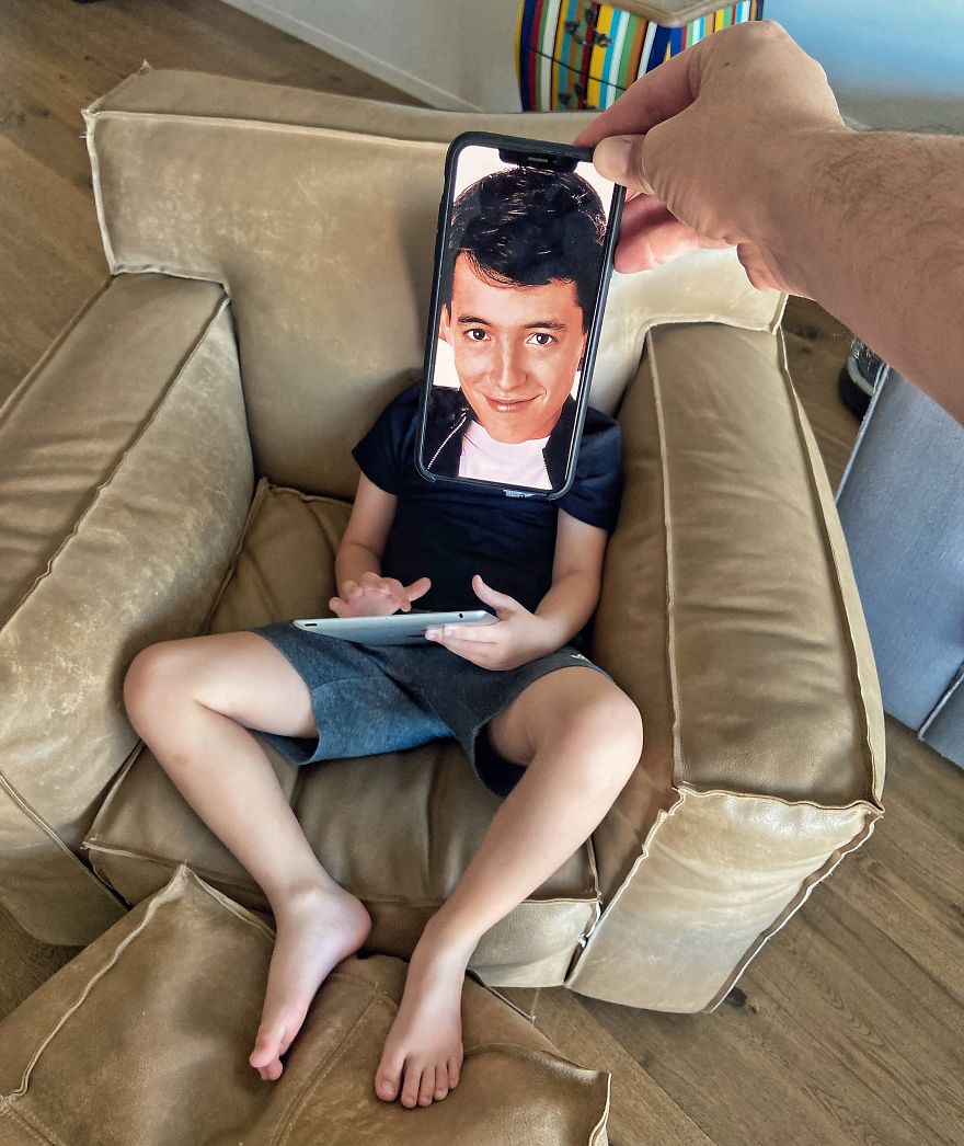 Bringing Everyday Objects To Life With A Smartphone