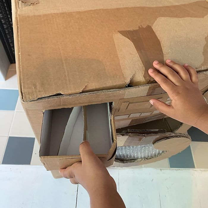 This Mom Is Repurposing Cardboard Into Fun And Accurate Everyday Household Items And Interactive Toys This Mom Is Repurposing Cardboard Into Fun And Accurate Everyday Household Items And Interactive Toys