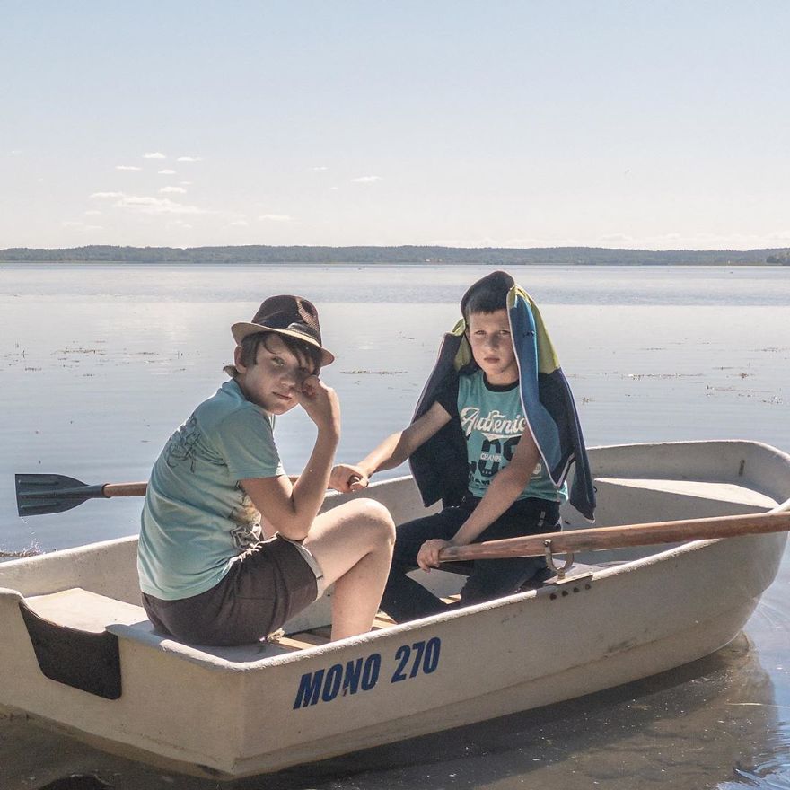 Photographer Reveals Peculiarities Of Russian Daily Life In A Unique Way