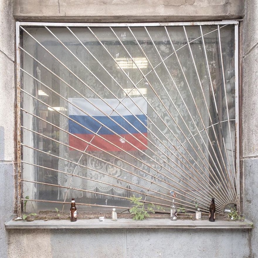 Photographer Reveals Peculiarities Of Russian Daily Life In A Unique Way