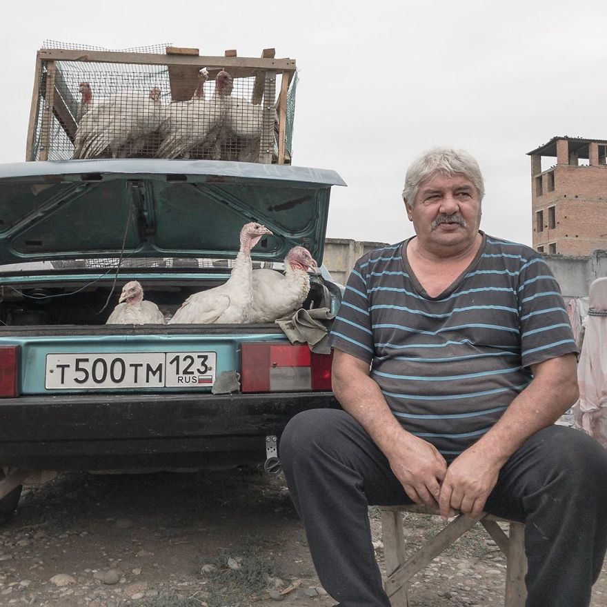 Photographer Reveals Peculiarities Of Russian Daily Life In A Unique Way