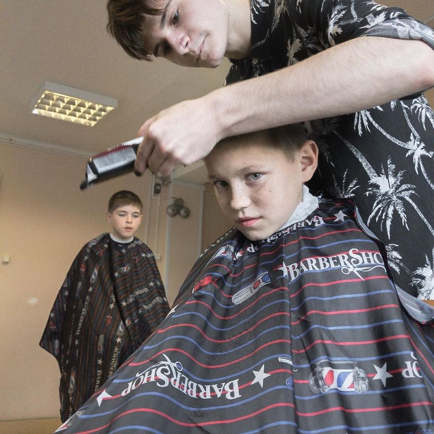 Photographer Reveals Peculiarities Of Russian Daily Life In A Unique Way