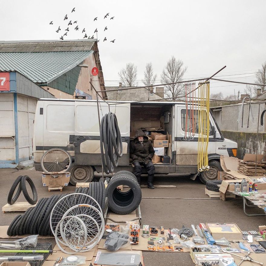 Photographer Reveals Peculiarities Of Russian Daily Life In A Unique Way