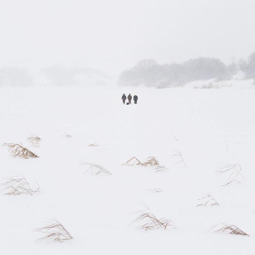 Photographer Reveals Peculiarities Of Russian Daily Life In A Unique Way